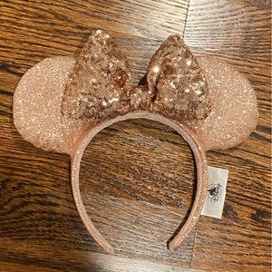 Disney Minnie Mouse rose gold ears headband like new condition